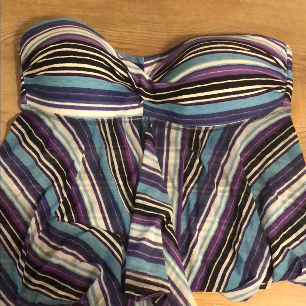 Strapless shear tankini swim top